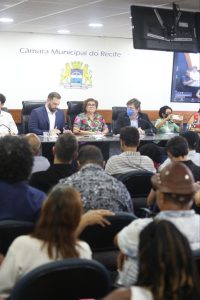 Reunião emergencial que discute o ciclo junino. Foto: Guga Mattos/Câmara do Recife