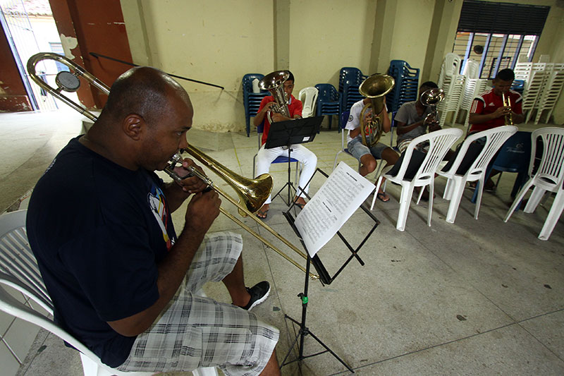 Nos ensaios, a atenção é total para melhor harmonia