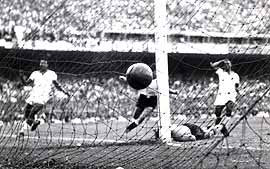Final da Copa de 1950: Brasil 1 x 2 Uruguai