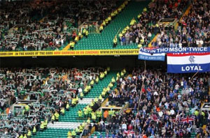 Divisão das torcidas em Glasgow: Celtic x Rangers