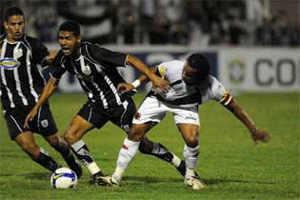 Copa do Brasil-2009: Central 0 x 3 Vasco. Foto: Edvaldo Rodrigues/DP