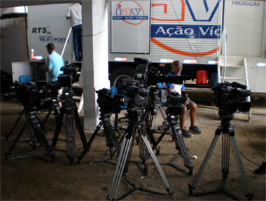 Câmeras de TV para a partida entre Central e Vasco
