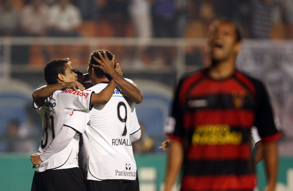 Série A-2009: Corinthians 4 x 3 Sport
