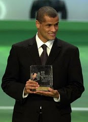 Rivaldo, eleito pela Fifa como o melhor do mundo de 1999