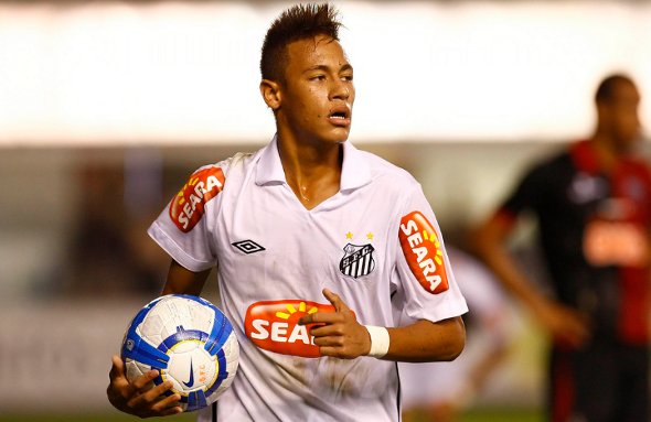 Série A-2010: Santos 4 x 2 Atlético-GO. Jogo-chave no episódio Neymar/Dorival Júnior. Foto: Santos/divulgação