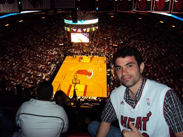 Miami Heat faz a festa sobre o Phonix Suns, em 2010: 123 x 96. Foto: Cassio Zirpoli/Diario de Pernambuco