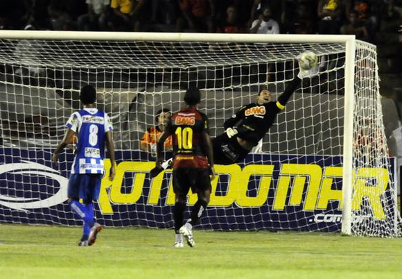 Pernambucano 2011: Sport 3 x 0 Cabense. Foto: Paulo Paiva/Diario de Pernambuco