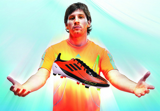 Lionel Messi e a nova chuteira da Adidas