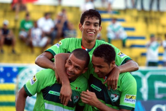 Série B 2011: Salgueiro 2 x 0 Goiás. Foto: Cecília Sá/Diario de Pernambuco