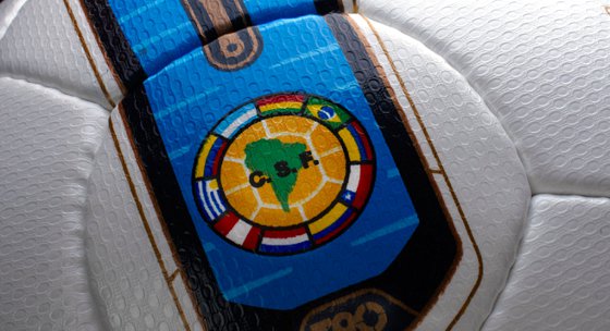 Bola oficial da Copa América 2011. Foto: AFA/divulgação