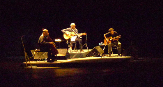 Gilberto Gil no Teatro Guararapes, em Olinda, em 2011. Foto: Ivana Moura/divulgação