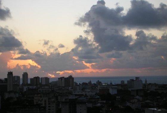 Recife amanhecendo. Crédito: Ap Recife/Skyscrapercity