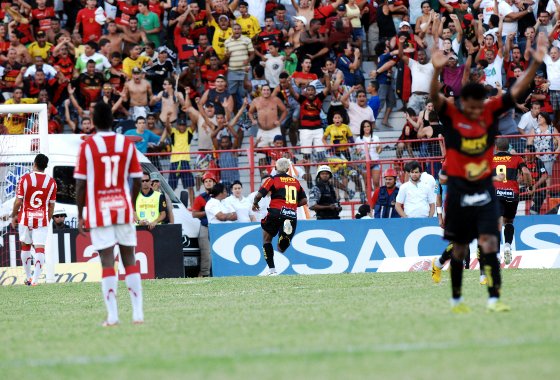 Pernambucano 2012, semifinal: Náutico 1 x 2 Sport. Foto: Edvaldo Rodrigues/Diario de Pernambuco