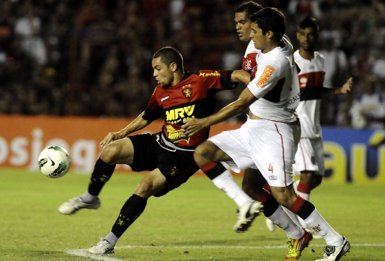 Série A 2012: Sport 1 x 1 Flamengo. Foto: Ricardo Fernandes/Diario de Pernambuco