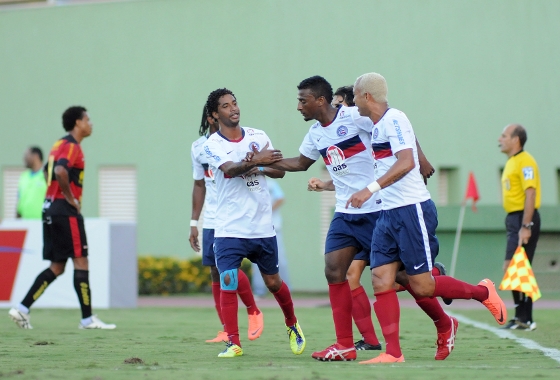Série A 2012: Bahia 1x1 Sport. Foto: ANGELO PONTES/COPERPHOTO/AE