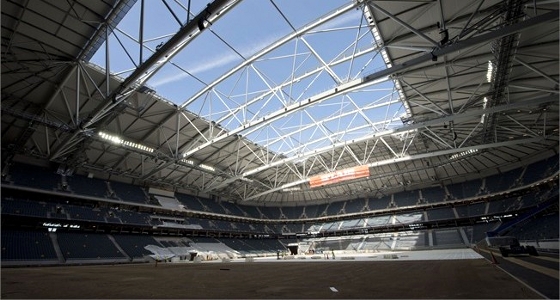 Estádio Friends Arena, ainda em construção, em 2012, em Estocolmo
