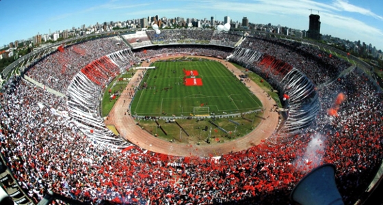 Estádio Monumental de Nuñez, em Buenos Aires, na década de 2000