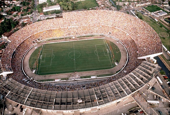 Arruda em 1993, com 96.990 torcedores para Brasil 6 x 0 Bolívia. Foto: DP/arquivo