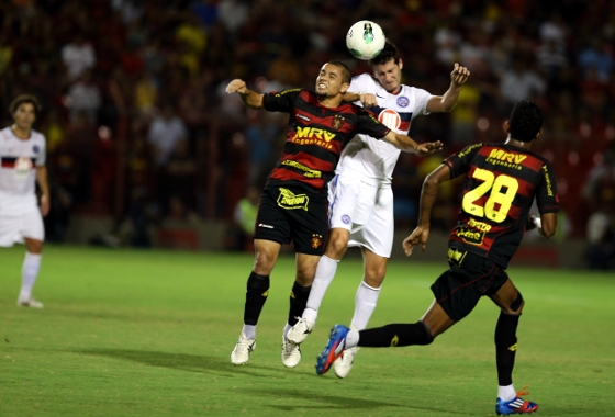 Série A 2012: Sport 1x1 Bahia. Foto: Ricardo Fernandes/Diario de Pernambuco