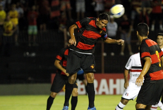 Copa do Nordeste 2014, semifinal: Sport 2x2 Santa Cruz. Foto: Ricardo FernandesDP/D.A Press