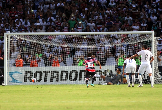 Pernambucano 2014, semifinal: Santa Cruz 3x0 Sport. Foto: Paulo Paiva/DP/D.A Press