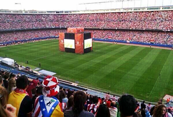 Telão no estádio Vicente Calderón, em Madri, para a final da Liga dos Campeões de 2014
