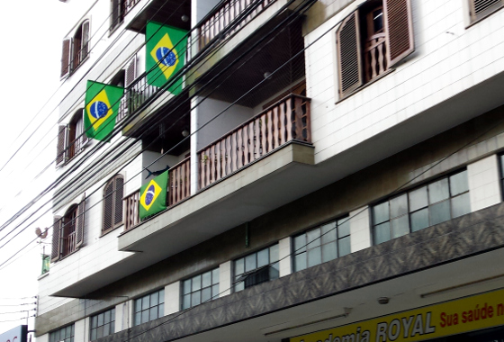 Teresópolis decorada para receber a preparação da Seleção Brasileira visando o Mundial de 2014. Foto: Cassio Zirpoli/DP/D.A Press