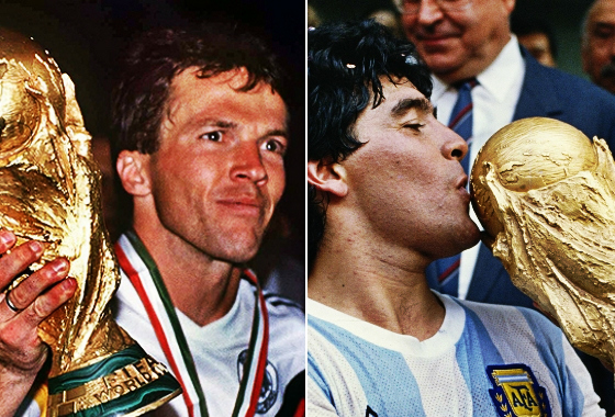 Matthäus (1990) e Maradona (1986) comemorando os títulos da Copa do Mundo após finais entre Alemanha e Argentina