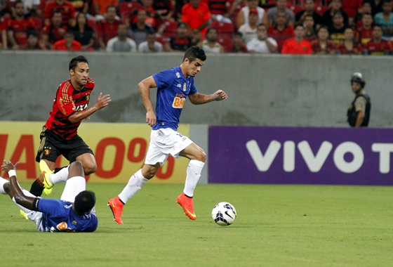 Série A 2014: Sport 0x0 Cruzeiro. Foto: Ricardo Fernandes/DP/D.A Press