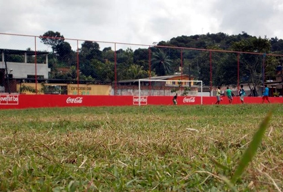 Campo em Várzea Fria, em São Lourenço, feito pelo Love Fútbol. Foto: divulgação