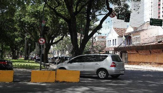 Conversão proibida no Derby , Recife- Foto Alcione Ferreira DP/D.A.Press