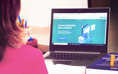 Startup oferece curso online gratuito para o Enem 2020