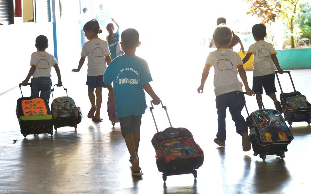 Unicef pede a prefeitos que priorizem reabertura segura das escolas