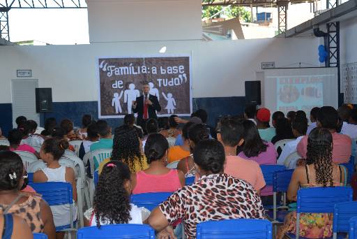 Alunos de escolas públicas e particulares tiram dúvidas nos encontros. Foto: PF/Divulgação
